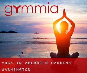 Yoga in Aberdeen Gardens (Washington)