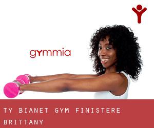 Ty Bianet gym (Finistère, Brittany)